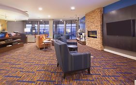 Hotel Courtyard  3*